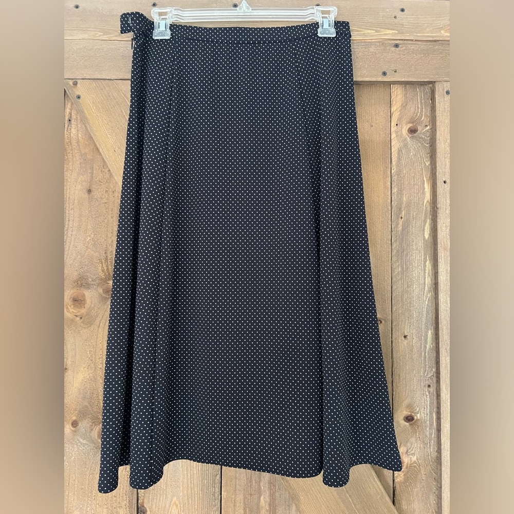 Uniqlo Black Matte Jersey Pindot Skirt Size M